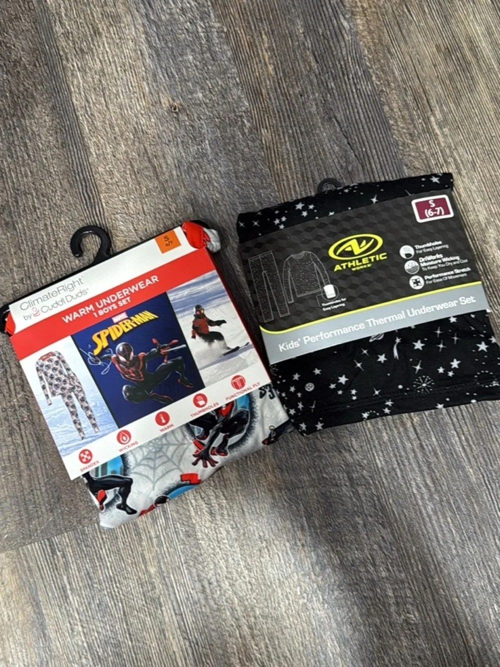 2 Spider-Man and athletic works warm underwear set for kids